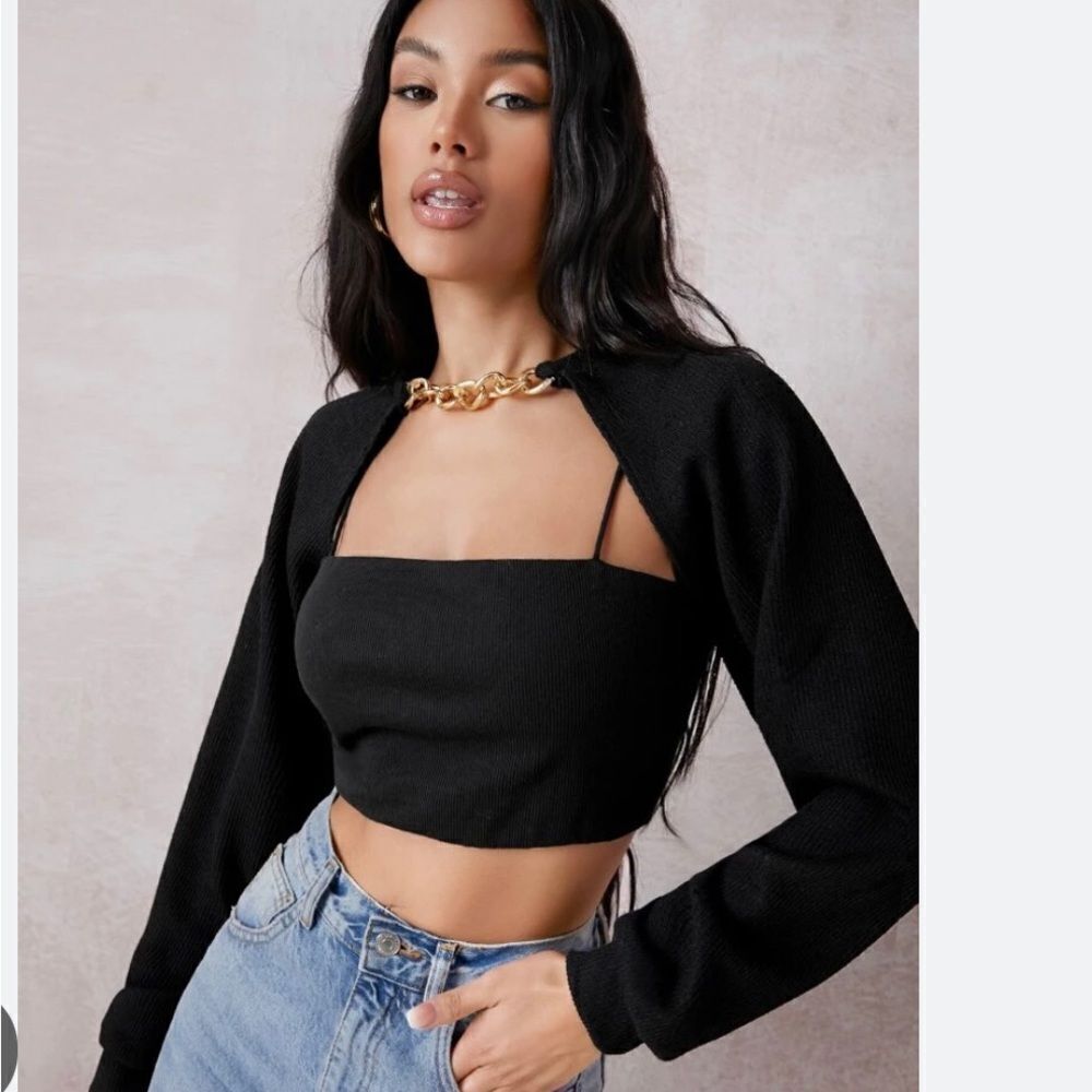 Gold Chain Black Raglan Sleeve